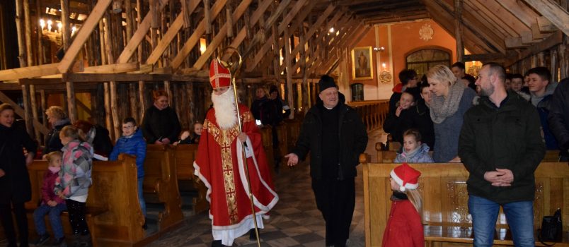 Wizyta św. Mikołaja w Kolegiacie – fotorelacja