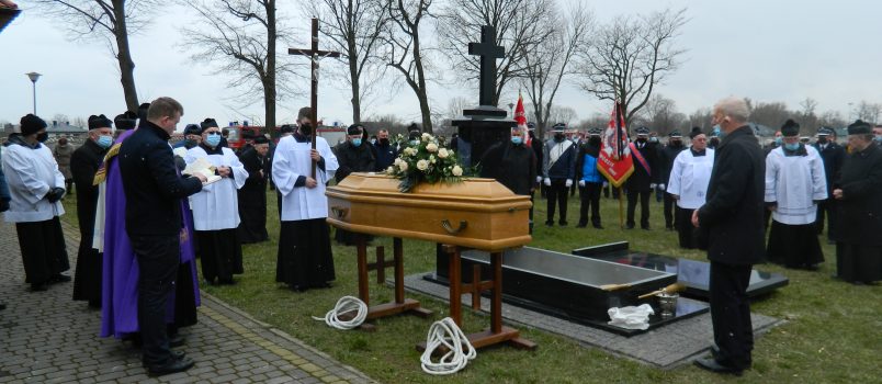 Pogrzeb śp. ks. parł. Władysława Prucnala w Wiązownicy- FOTORELACJA
