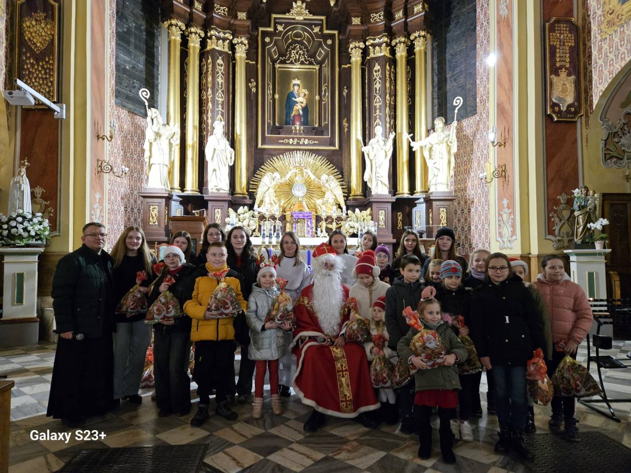 Witaj Święty Mikołaju