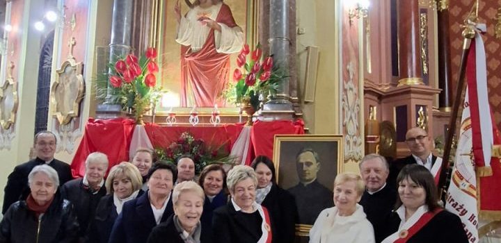 „Twemu Sercu cześć składamy…” – 100 lecie Arcybractwa Straży Honorowej NSPJ